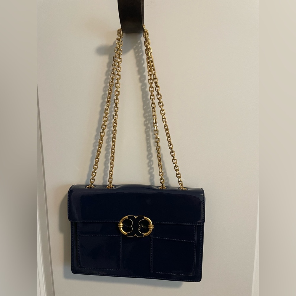 Tory Burch Gemini Link Gold Chain Shoulder Bag Blue Patent Leather